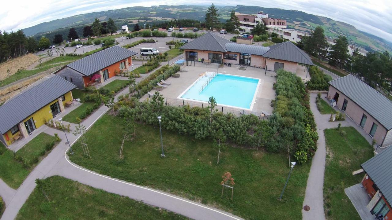 Hotel Les Hauts Du Gevaudan Montrodat Exteriér fotografie