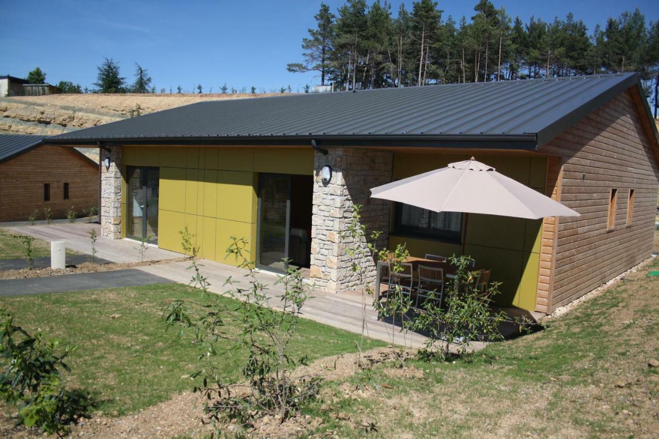 Hotel Les Hauts Du Gevaudan Montrodat Exteriér fotografie